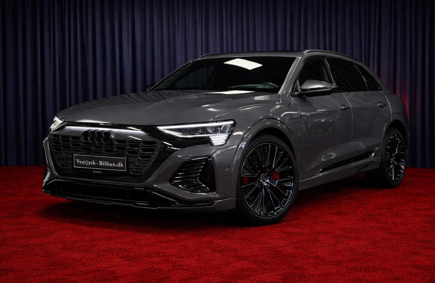 Audi Q8 e-tron 55 S-line quattro