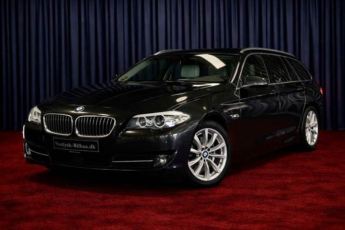 Grå BMW 520d fra 2012 set udefra