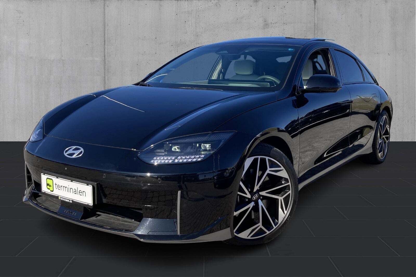 Sort Hyundai Ioniq 6 fra 2023