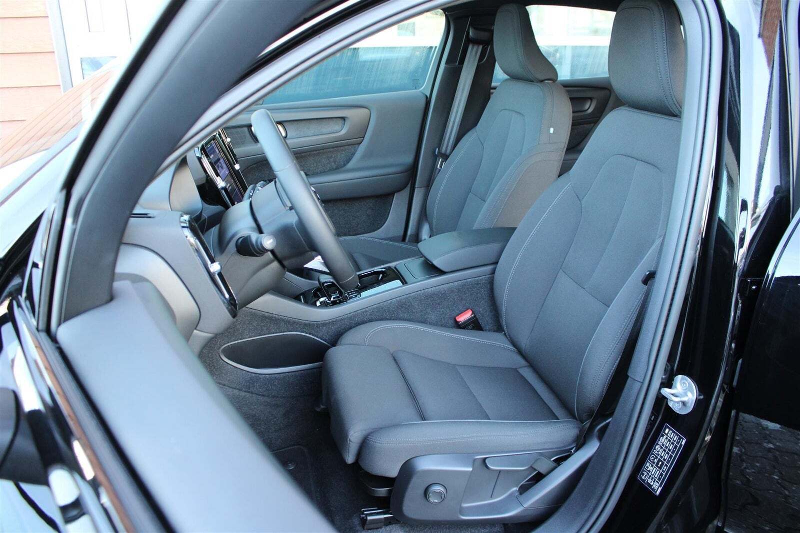 Volvo C40 P6 ReCharge Core