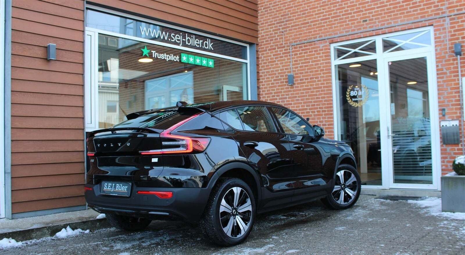 Sort Volvo C40 fra 2023