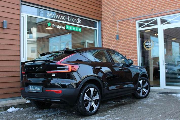 Sort Volvo C40 fra 2023
