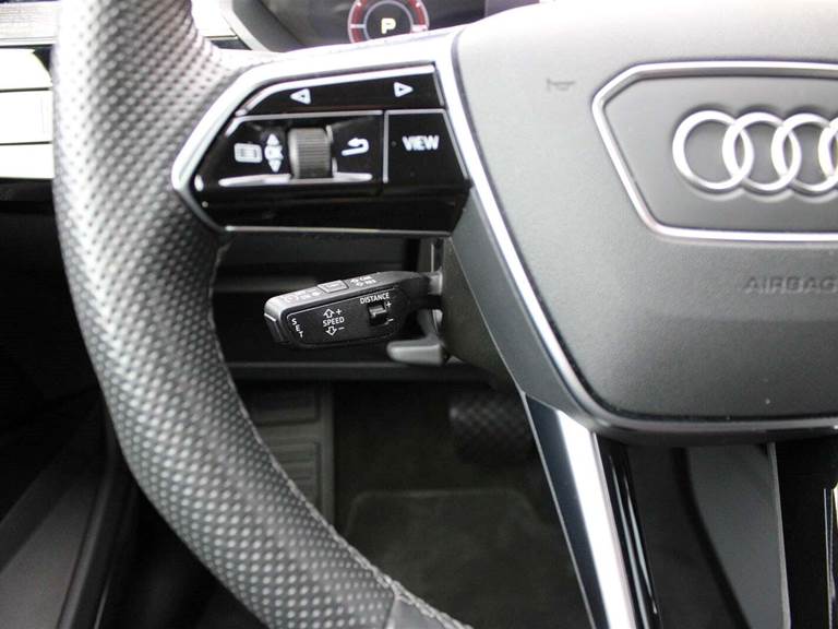 Audi e-tron 55 S-line Sportback quattro