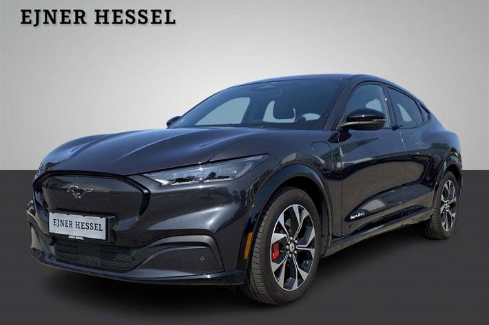 Grå Ford Mustang Mach-E fra 2022 set udefra