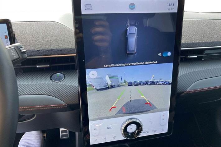 Grå Ford Mustang Mach-E fra 2022