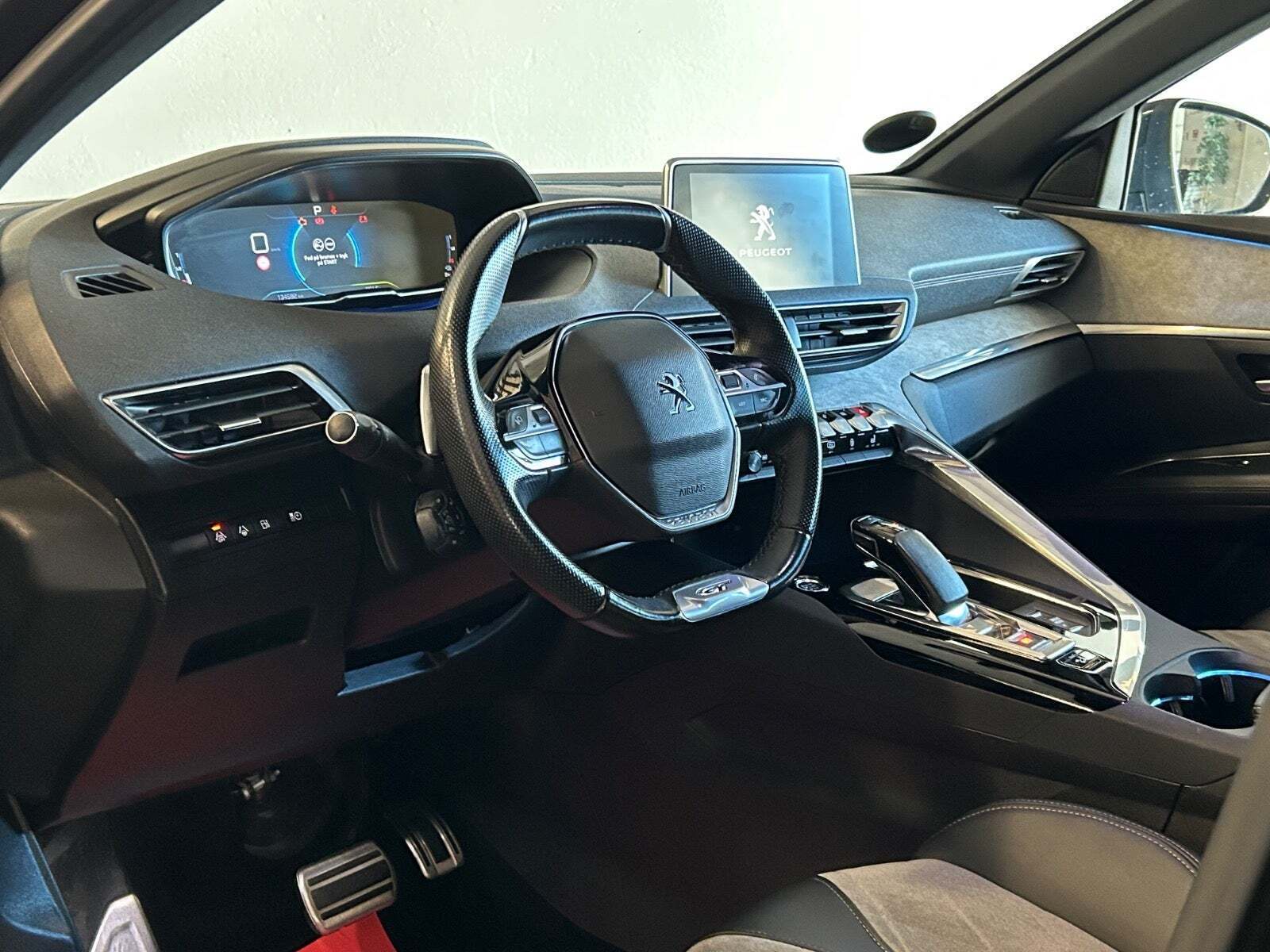 Peugeot 3008 1,6 Hybrid4 GT EAT8