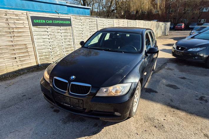 undefined BMW 318i fra 2007