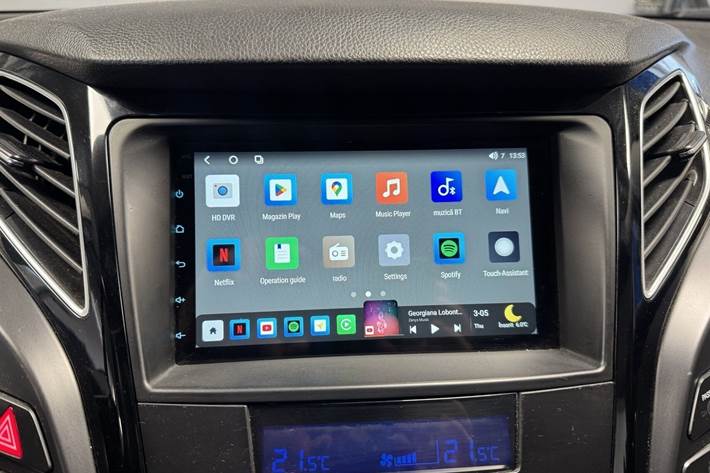 Brun Hyundai i40 fra 2012