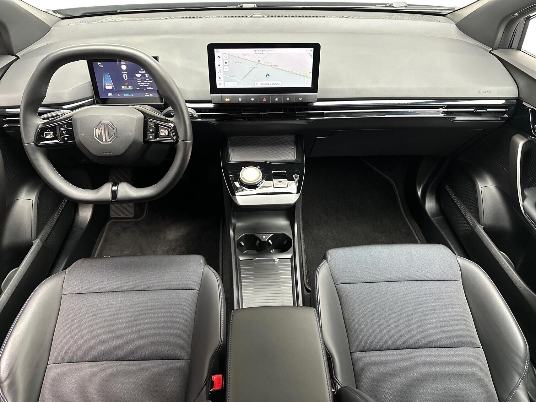 MG MG4 Electric EL Luxury 204HK 5d Aut.