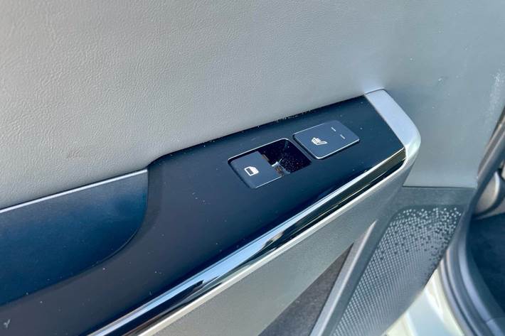 Hvid Kia EV6 fra 2025