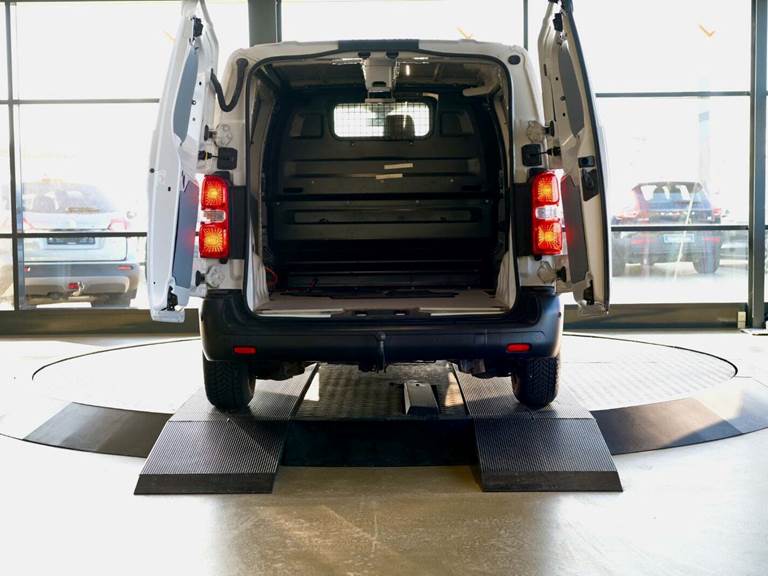 Peugeot Expert 1,6 BlueHDi 115 L2 Plus Van