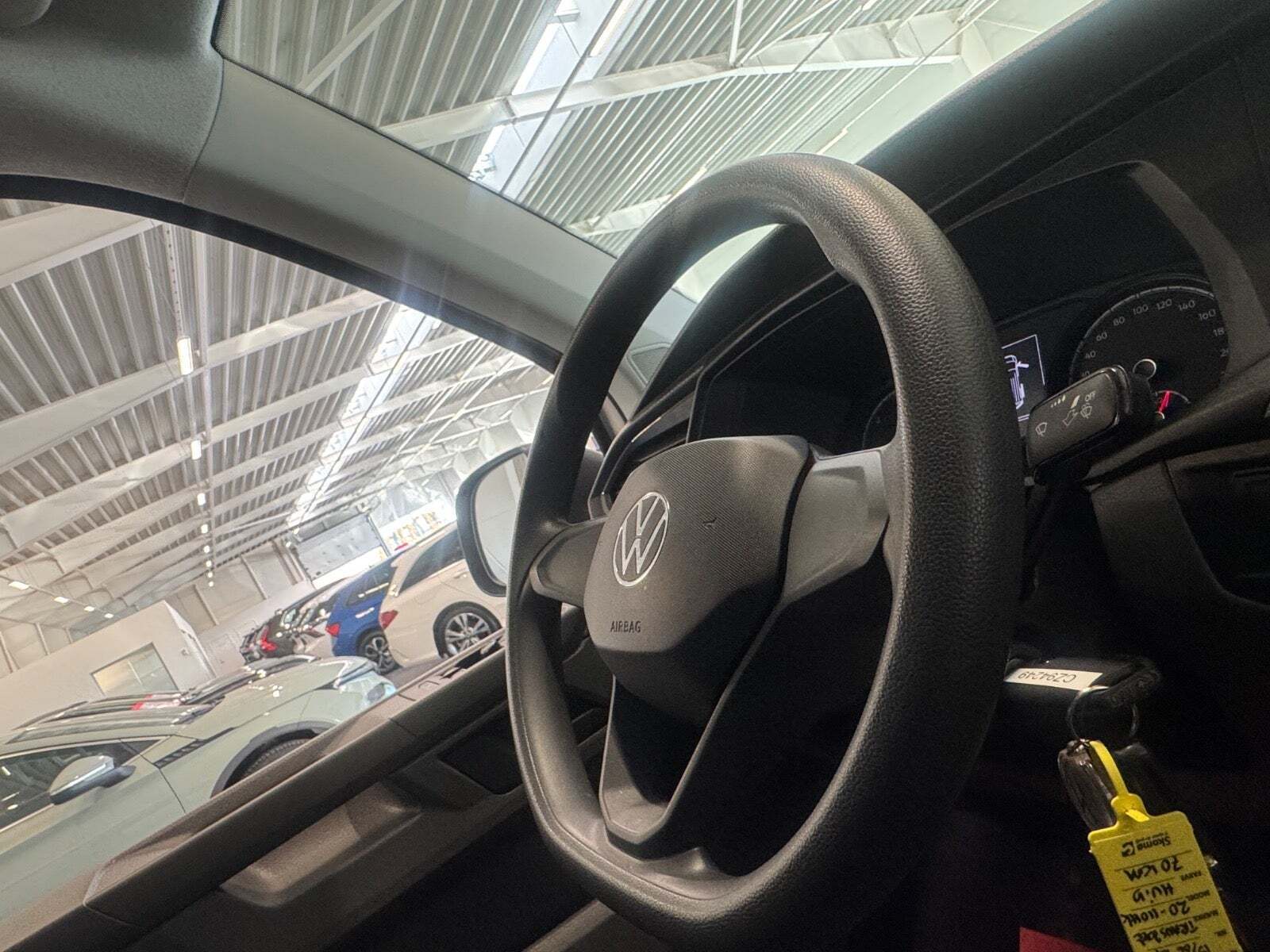 Hvid VW Transporter fra 2021