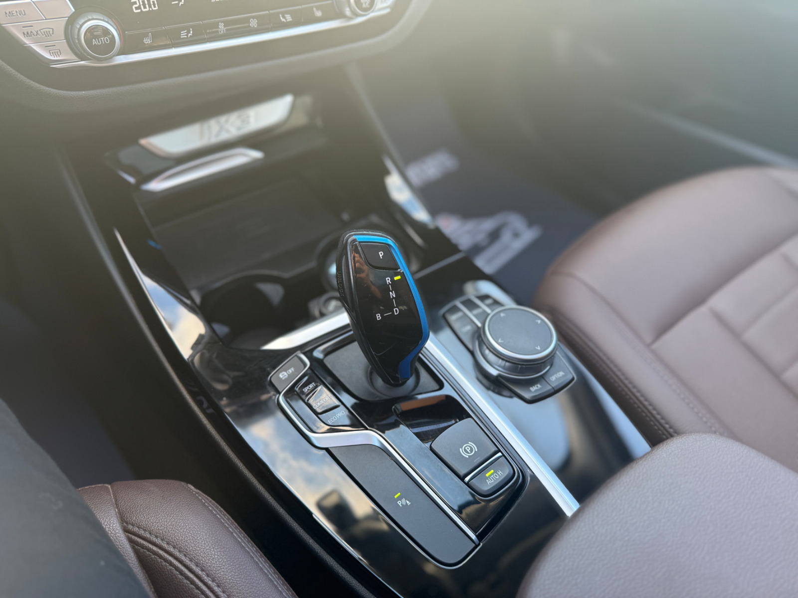 Sort BMW iX3 fra 2021