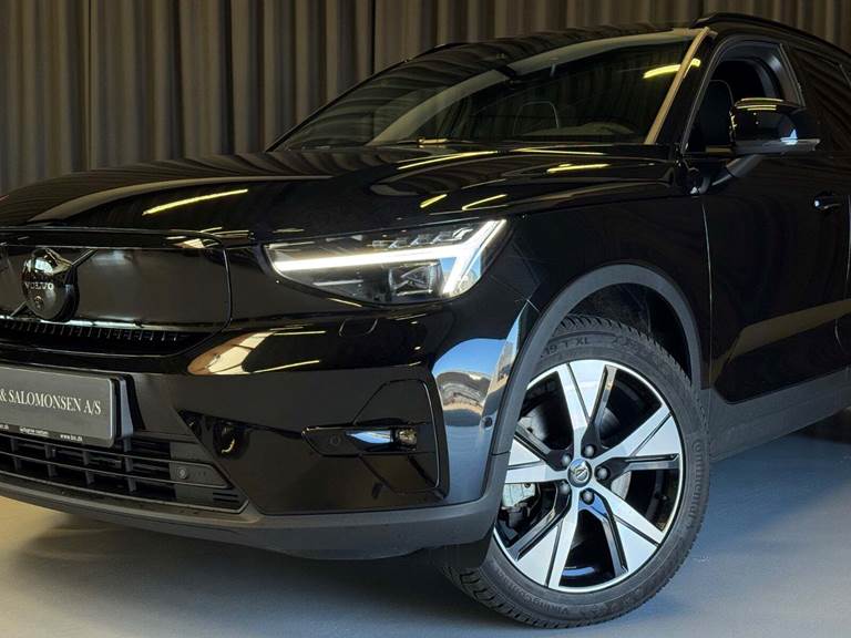 Volvo EX40 Extended Range Black Edition Excess