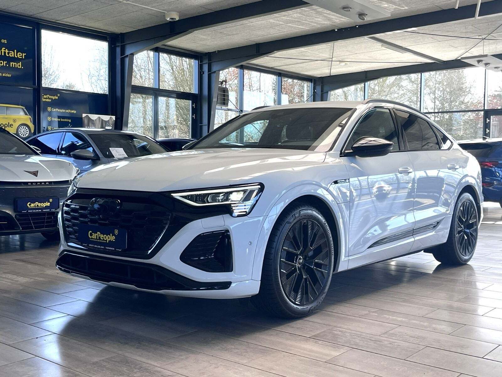 Audi Q8 e-tron 55 S-line Sportback quattro