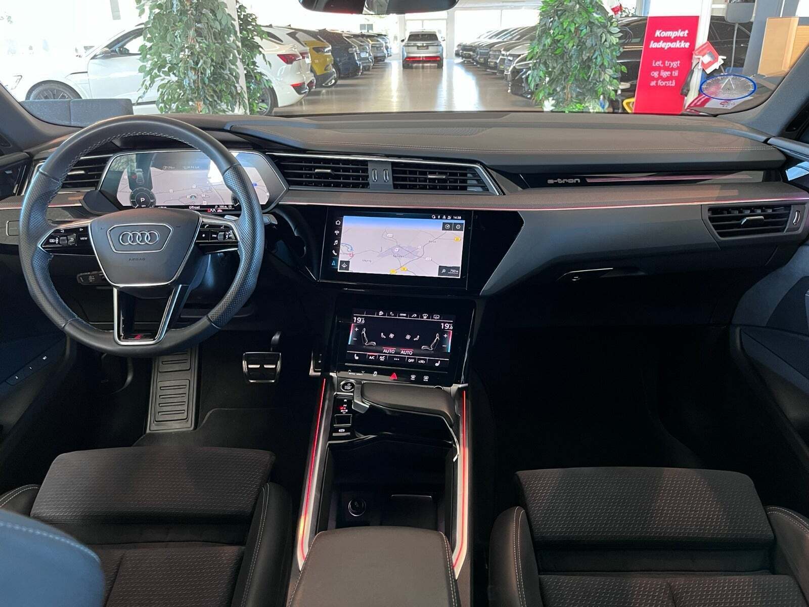 Audi Q8 e-tron 55 S-line Sportback quattro