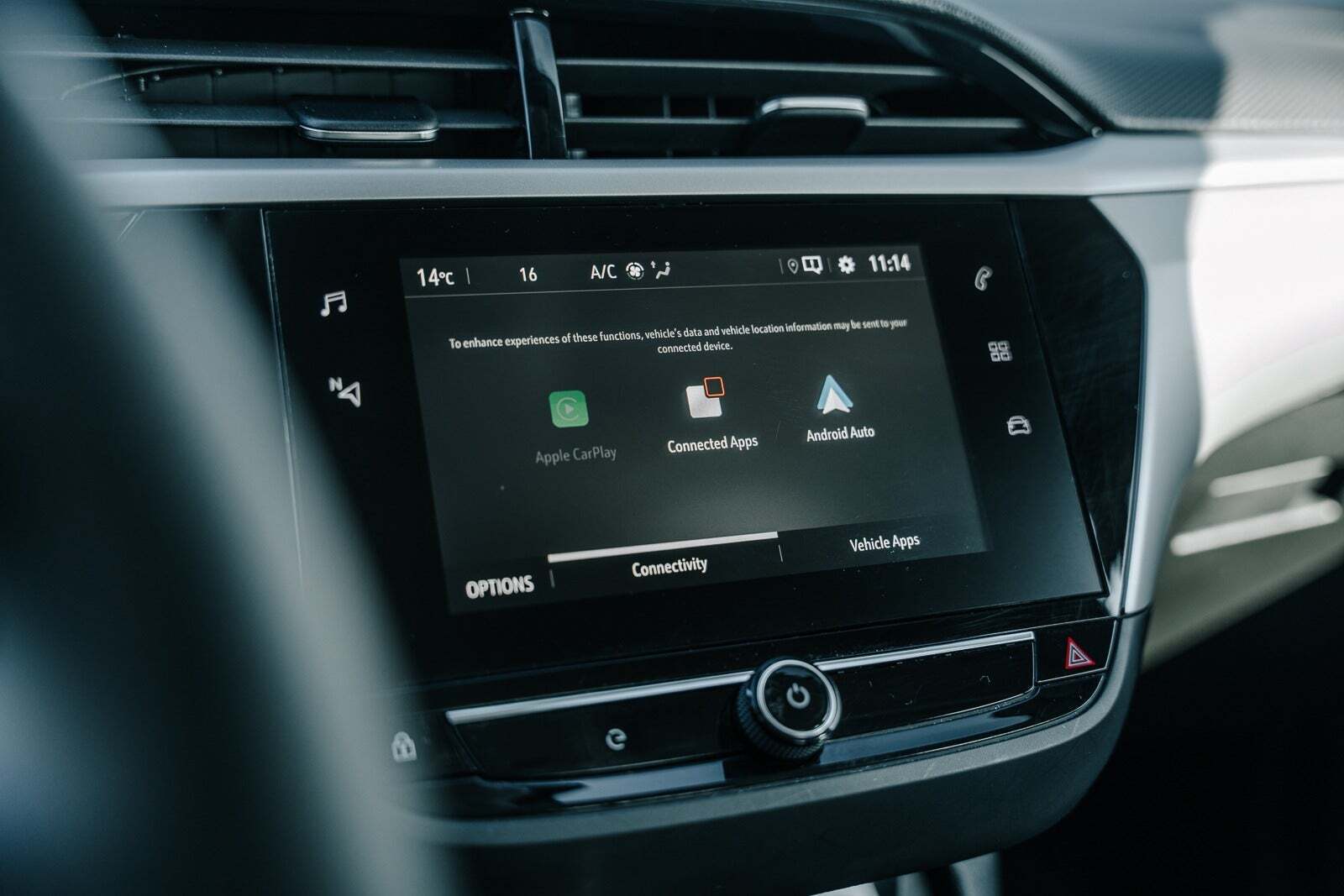 Hvid Opel Corsa-e fra 2021