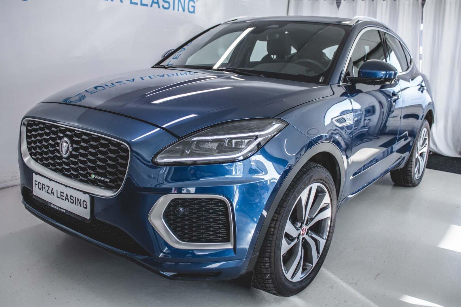 Jaguar E-Pace 1,5 P300e R-Dynamic HSE aut.