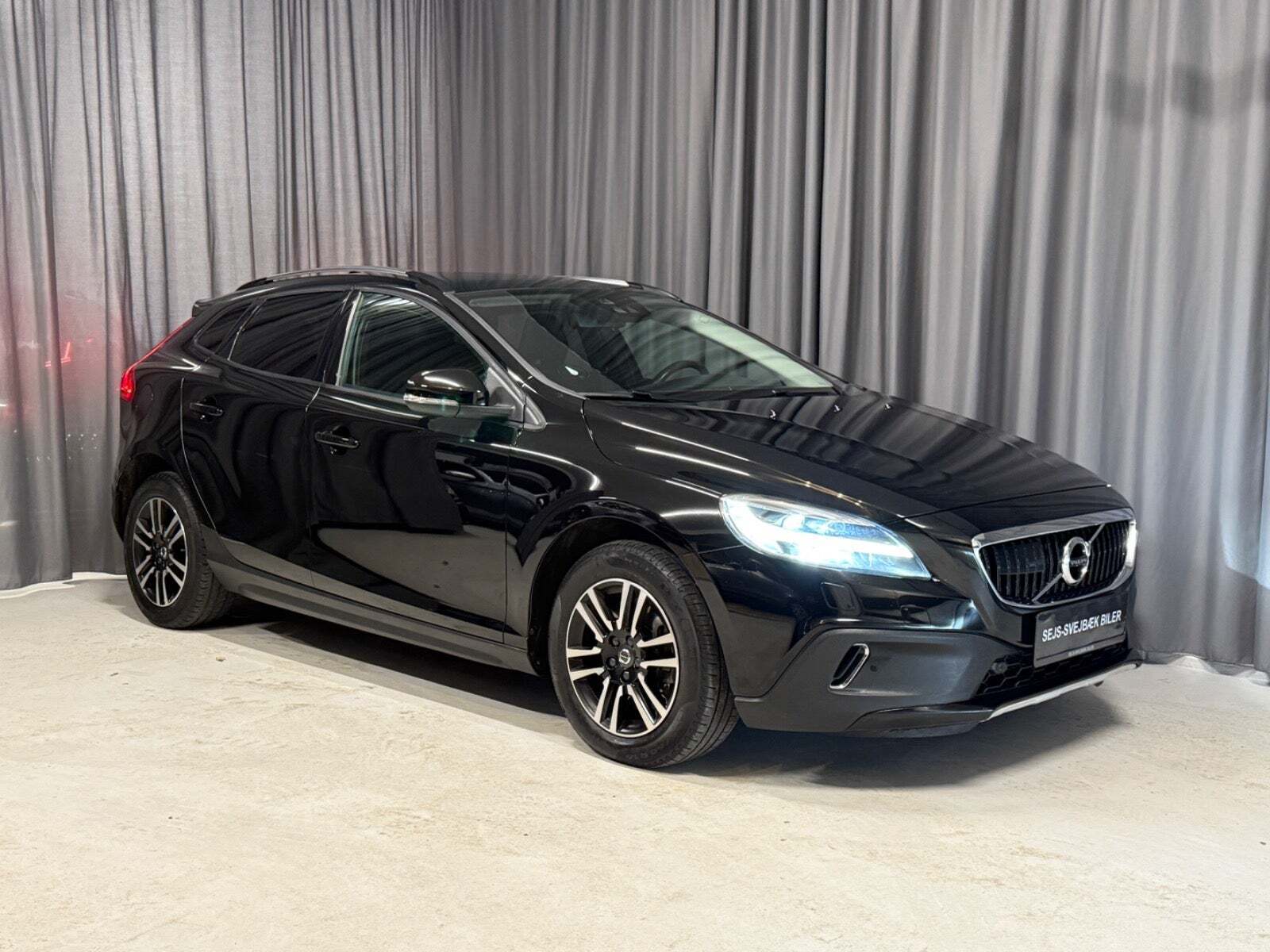 Volvo V40 CC 2,0 D3 150 Momentum aut.