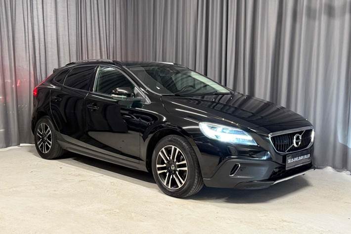 Sort Volvo V40 CC fra 2018