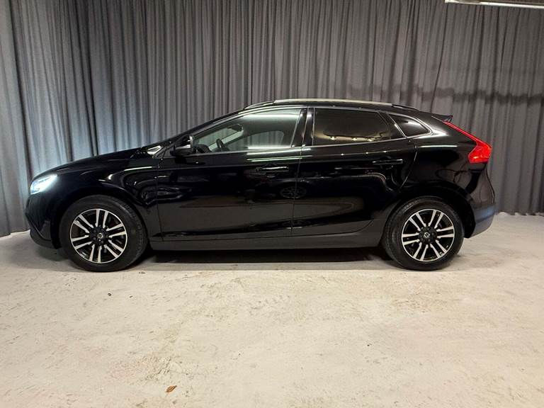 Volvo V40 CC 2,0 D3 150 Momentum aut.