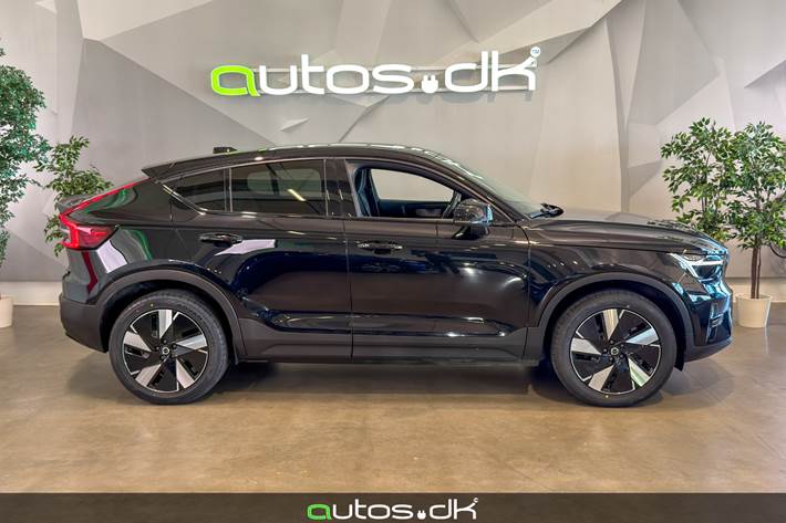 Sort Volvo C40 fra 2023