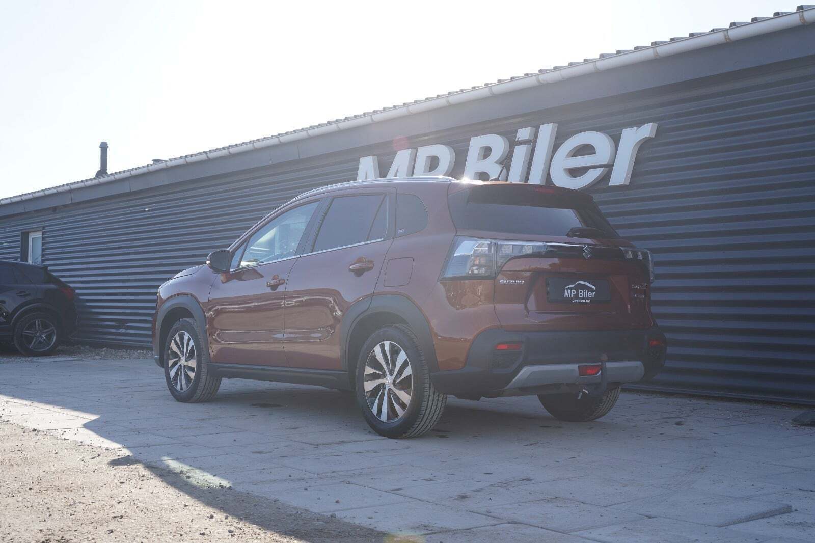 Bronze Suzuki S-Cross fra 2022
