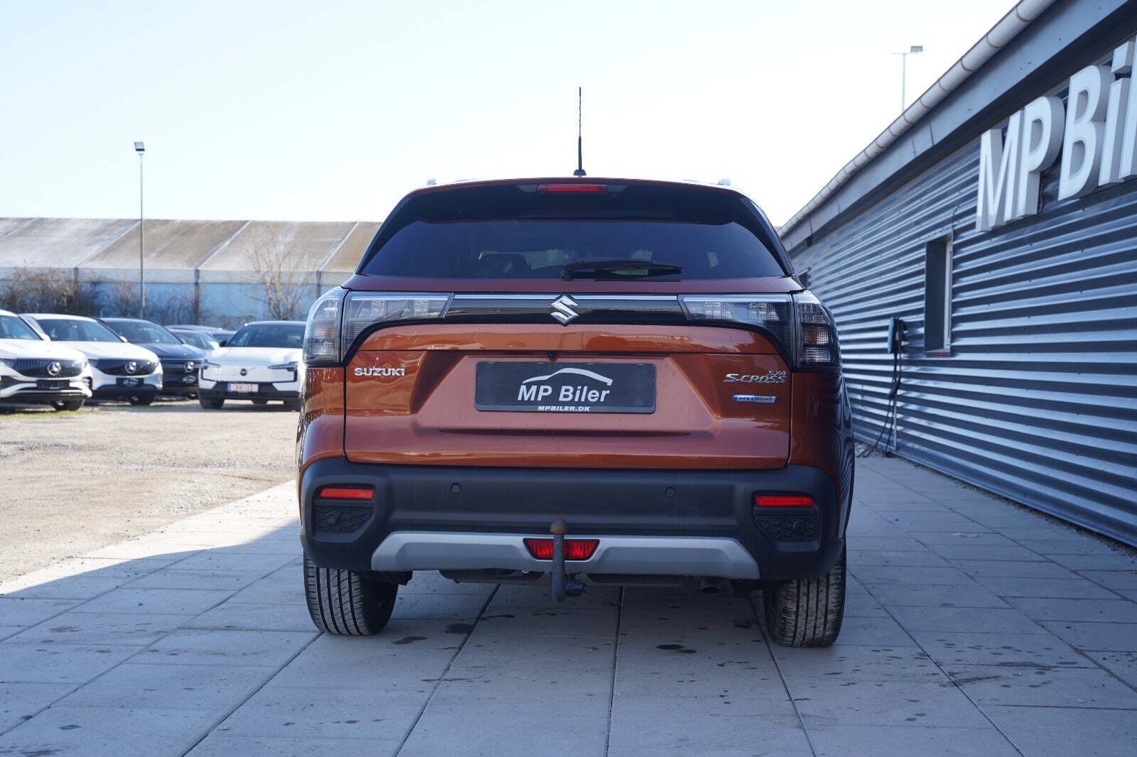 Bronze Suzuki S-Cross fra 2022