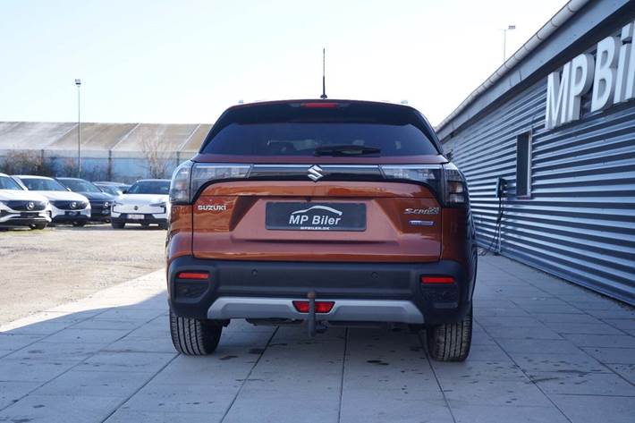 Bronze Suzuki S-Cross fra 2022