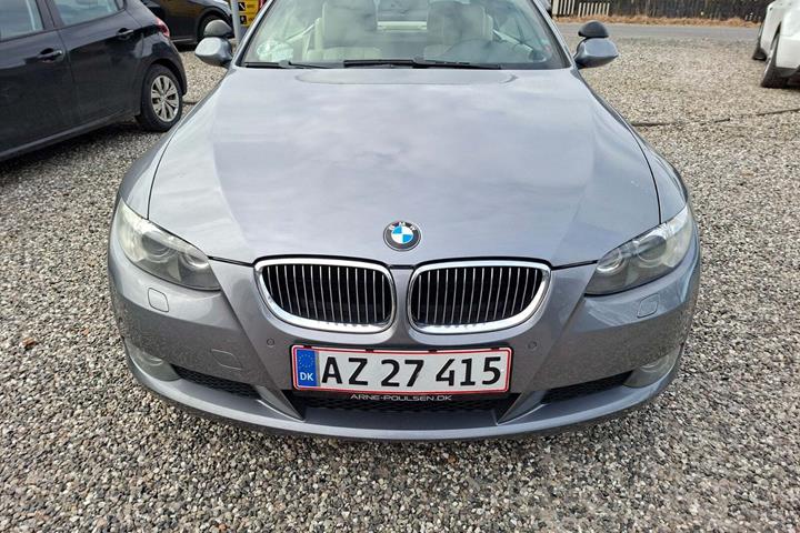 undefined BMW 325d fra 2009 set udefra