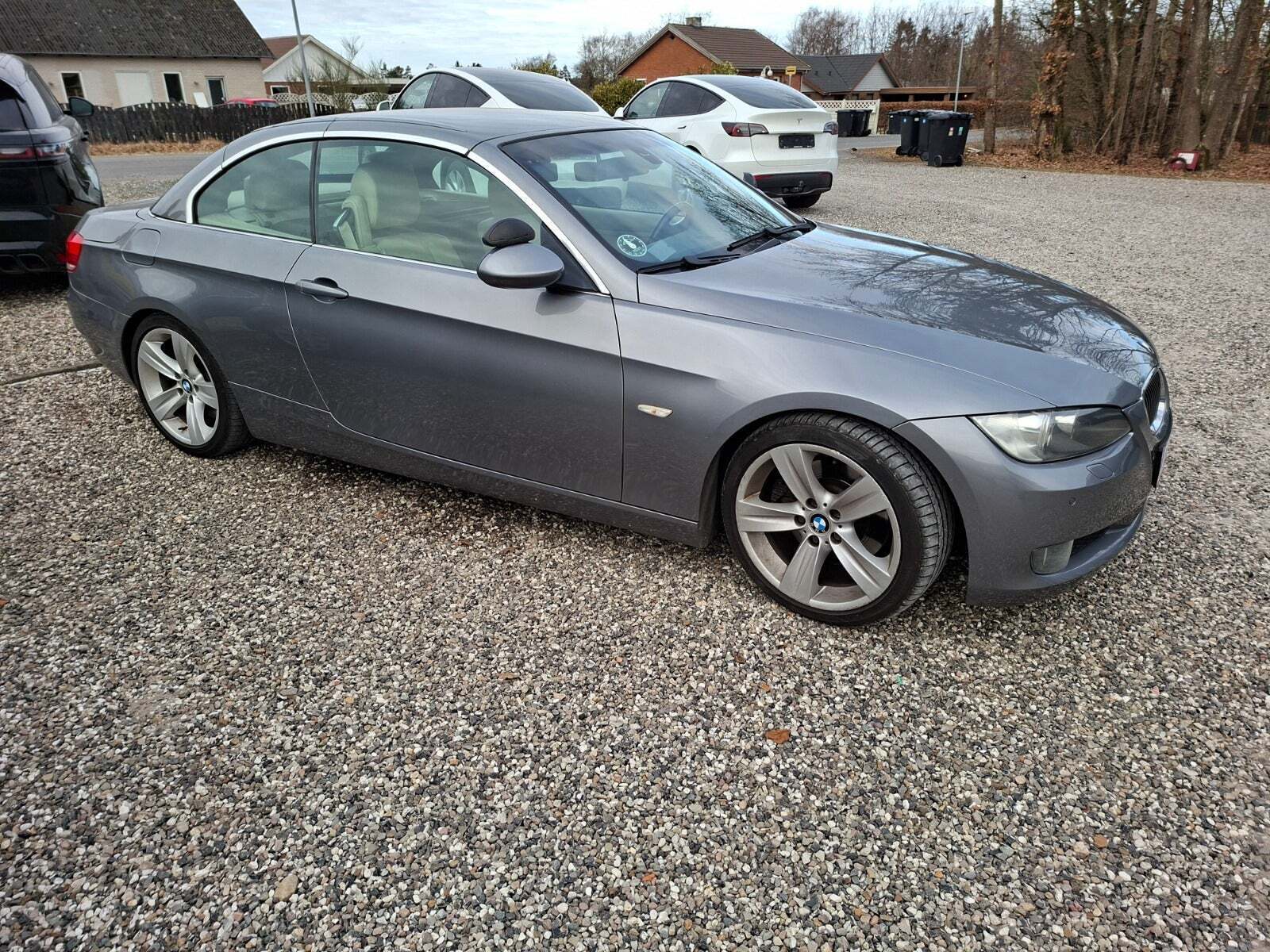 undefined BMW 325d fra 2009 set udefra