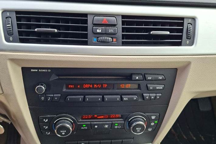 undefined BMW 325d fra 2009 set indefra