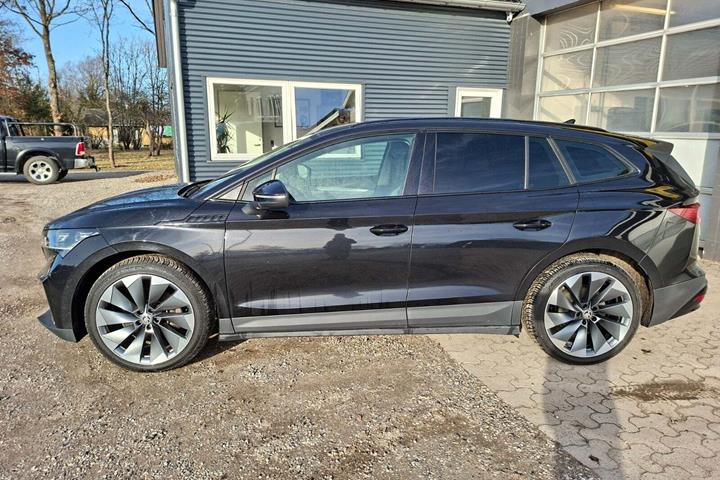 Sort Skoda Enyaq fra 2021