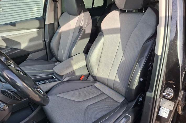 Sort Skoda Enyaq fra 2021