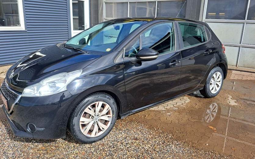 Peugeot 208 1,2 VTi 82 Active Navigator