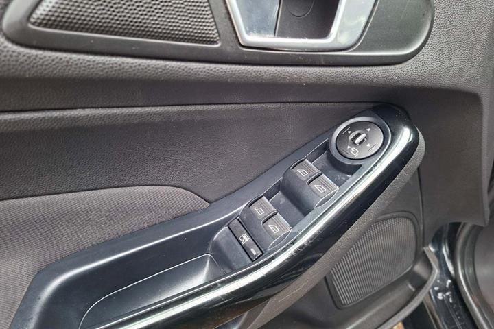 undefined Ford Fiesta fra 2014
