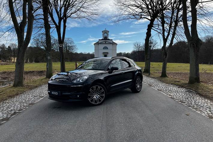 Sort Porsche Macan S fra 2016