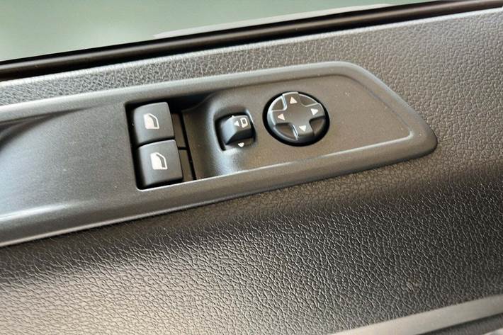 Hvid Peugeot Expert fra 2025