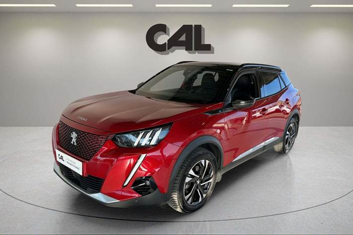 Rød Peugeot e-2008 fra 2022 set udefra