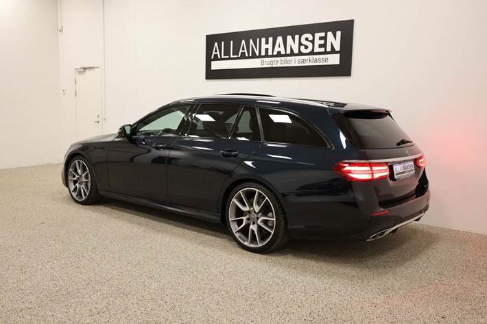 Grøn Mercedes E43 fra 2018