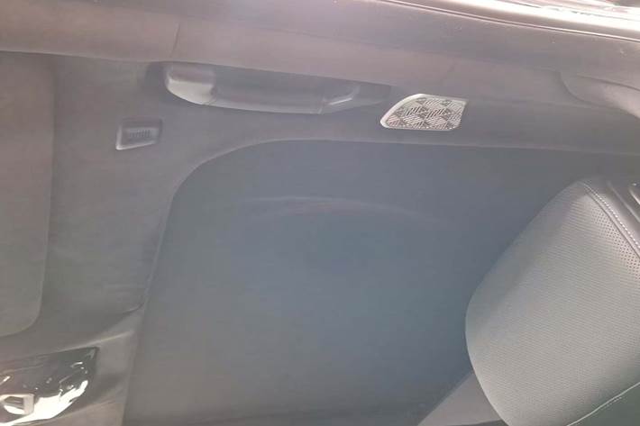 Sort BMW i7 fra 2023