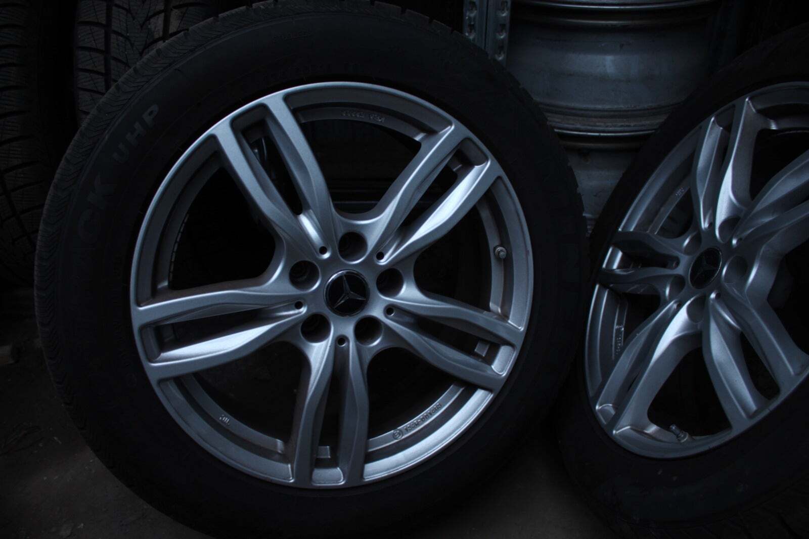 Hvid Mercedes GLB200 fra 2020