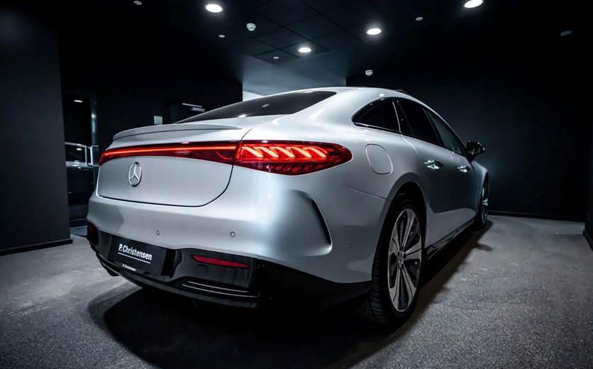 Mercedes EQS580
