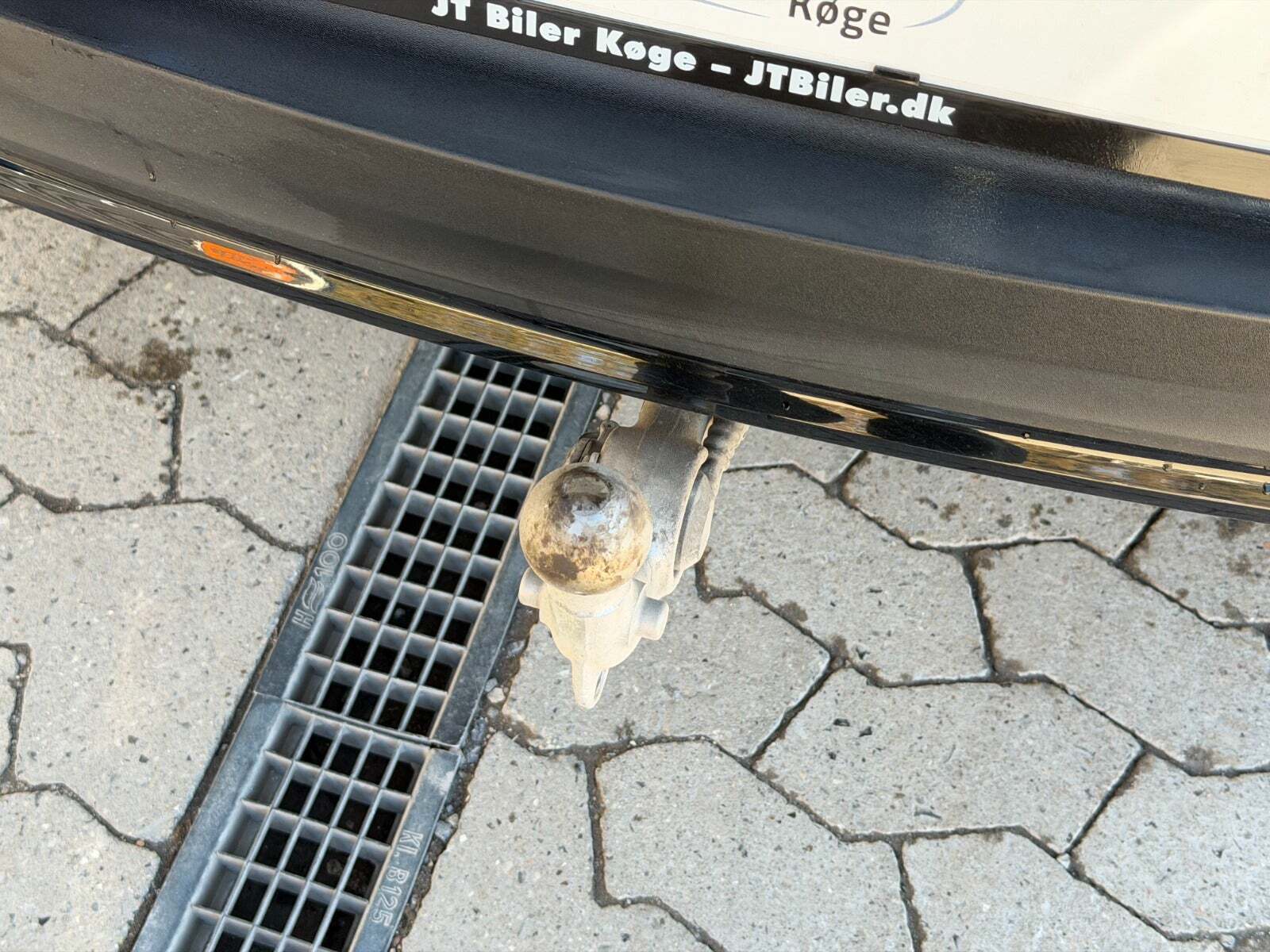 Sort Volvo XC40 fra 2023