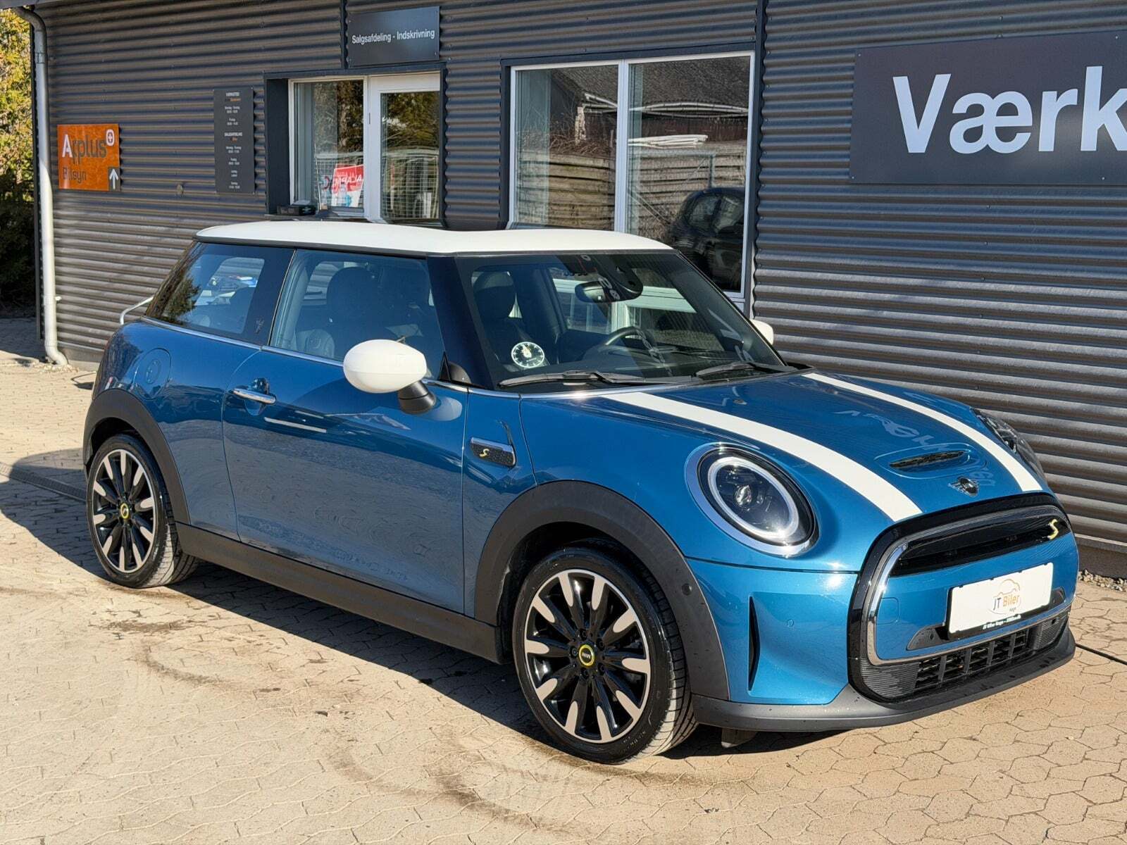 Mini Cooper SE Maximise
