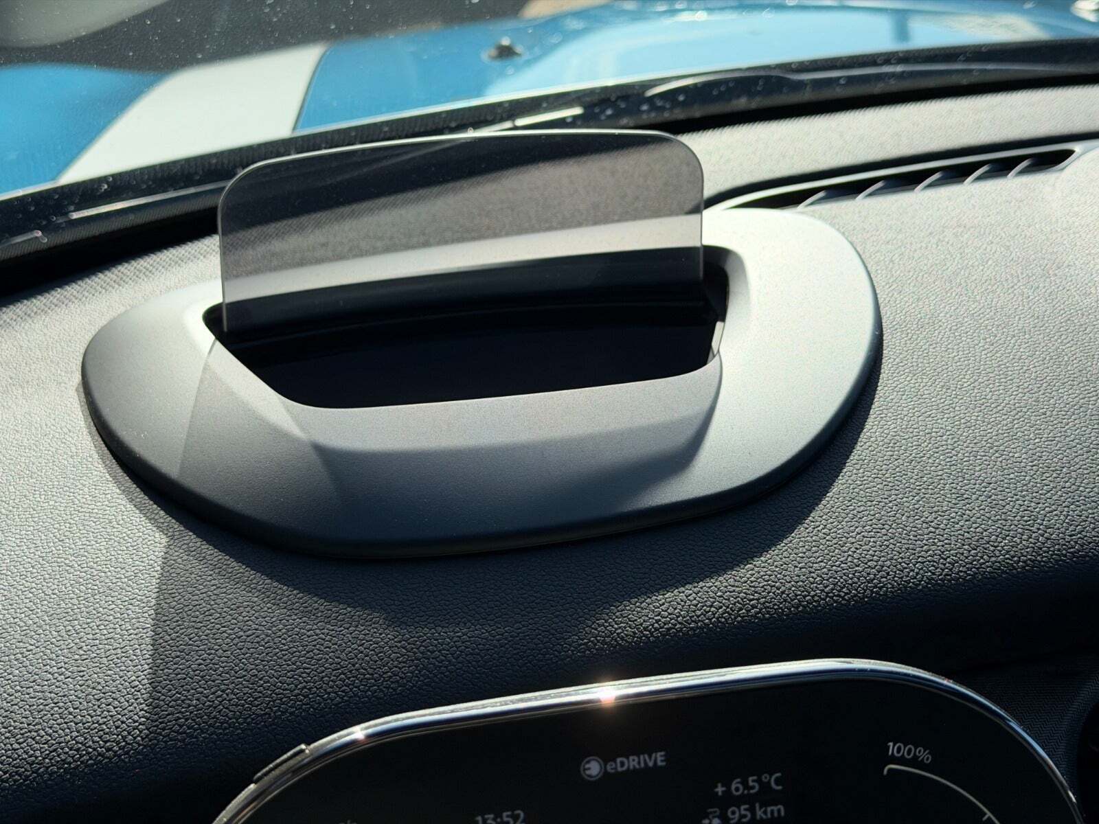 Blå Mini Cooper SE fra 2023