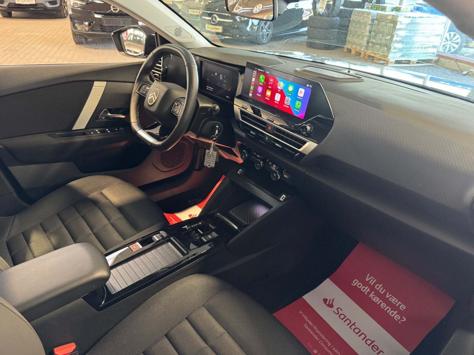 Sølv Citroën ë-C4 fra 2025