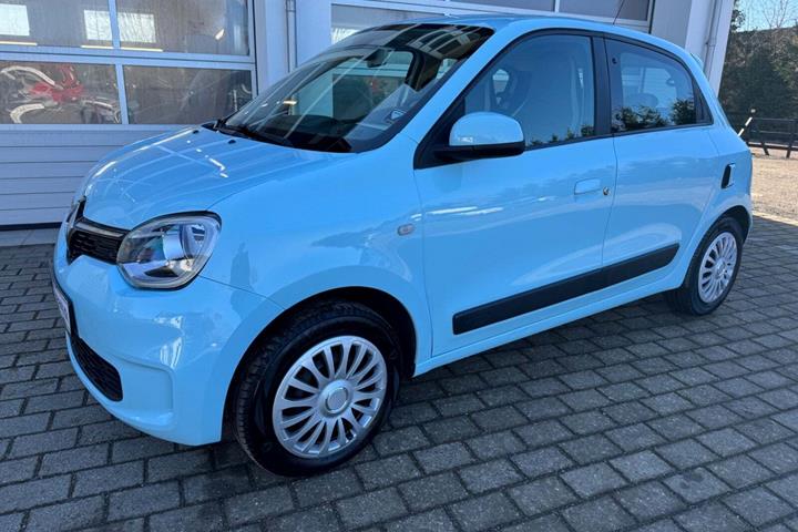 Blå Renault Twingo fra 2021 set udefra