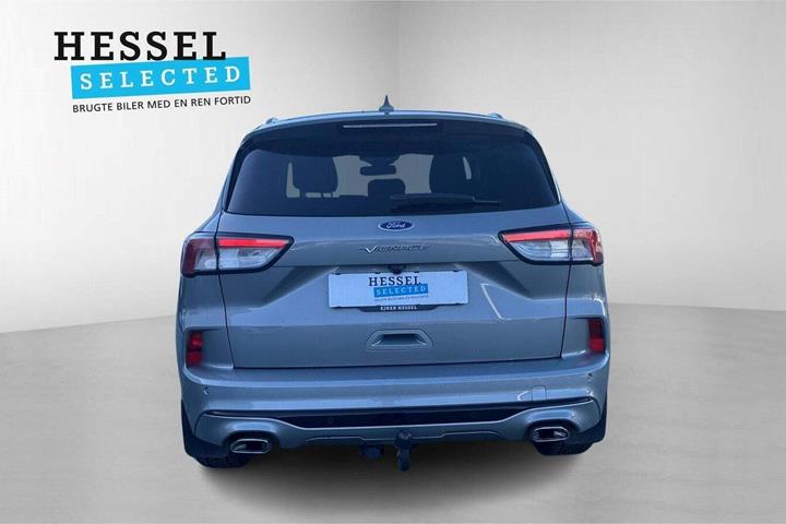 Sølv Ford Kuga fra 2023