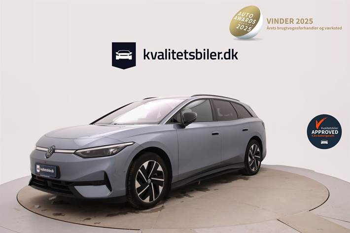Blå VW ID.7 fra 2024 set udefra